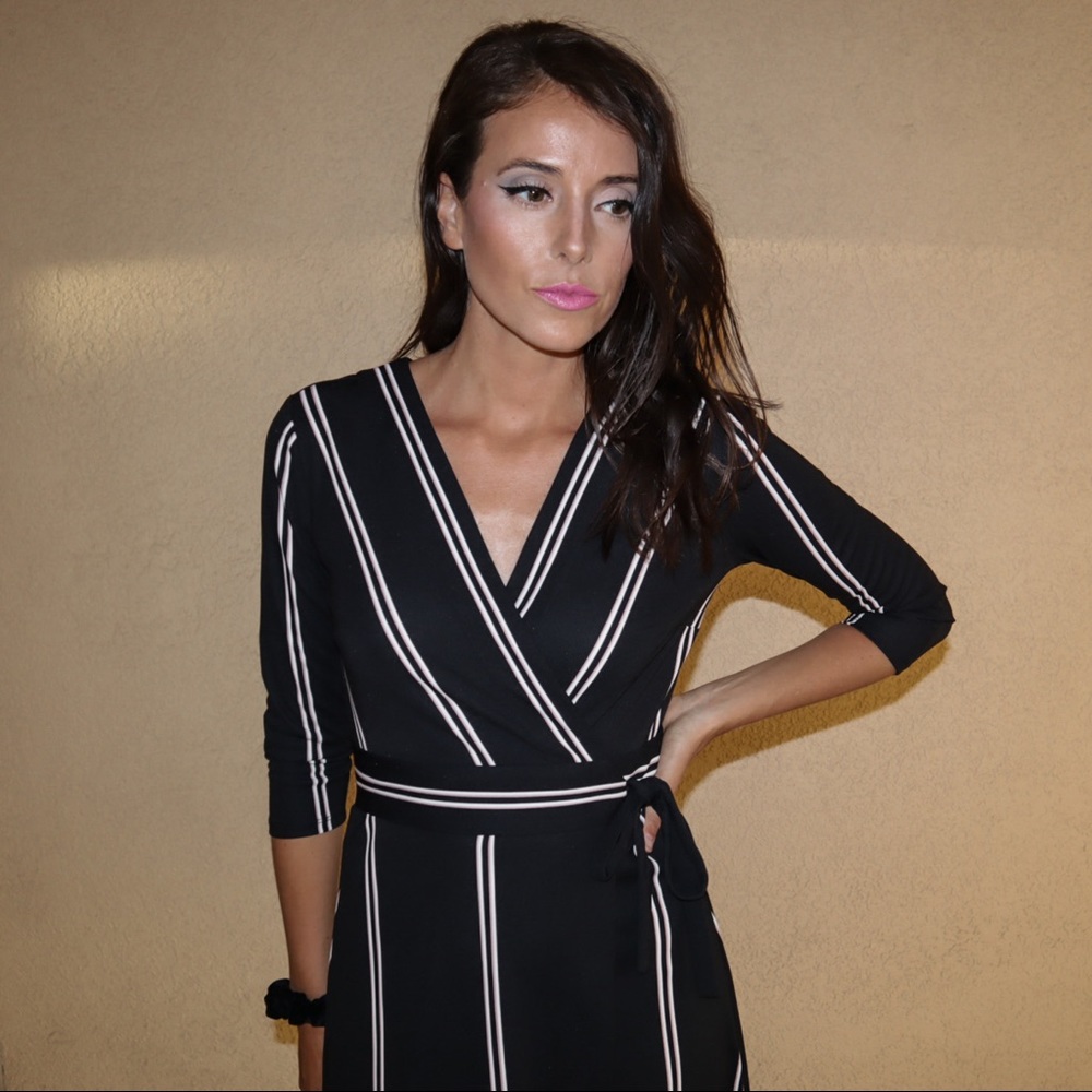 Ann Taylor V-Neck Wrap Dress White & Pink Stripes